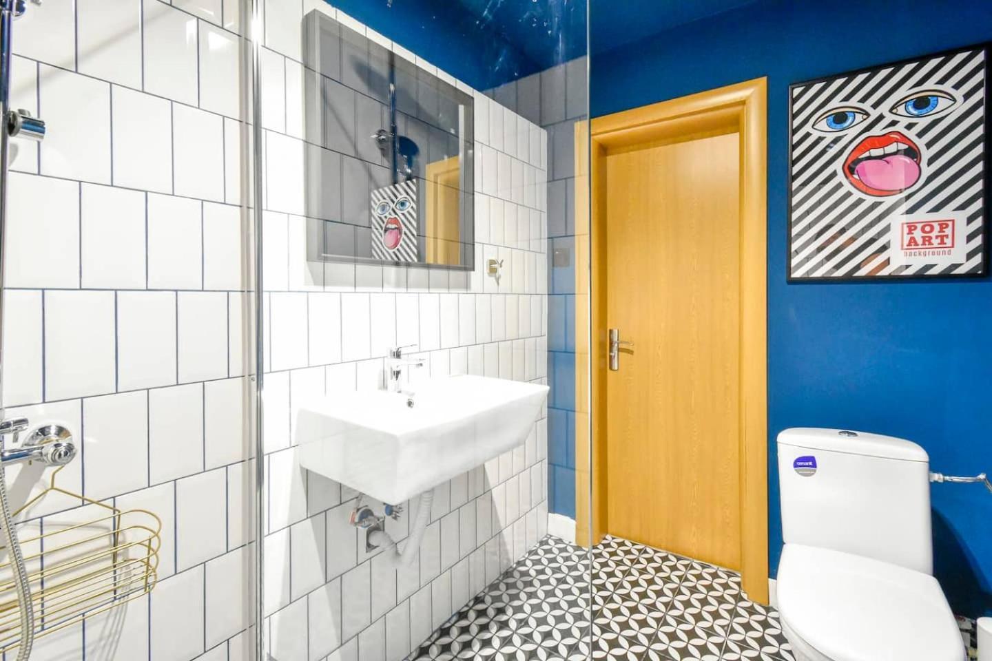 Super Fresh! 3Bdr Apartment In Sofia Center'S Artistic Area Exteriér fotografie